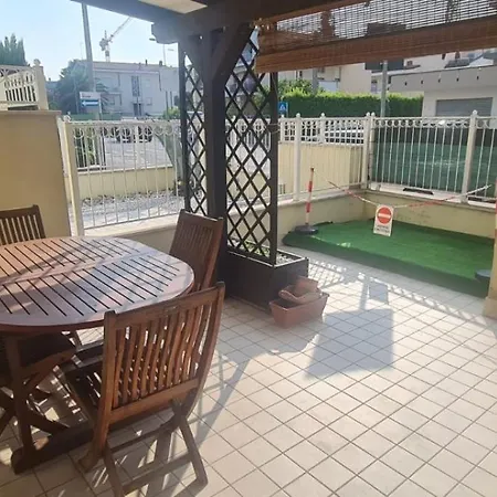 Chic & Relax - Nuovissimo E Confortevole A 300mt Dal Palacongressi Di